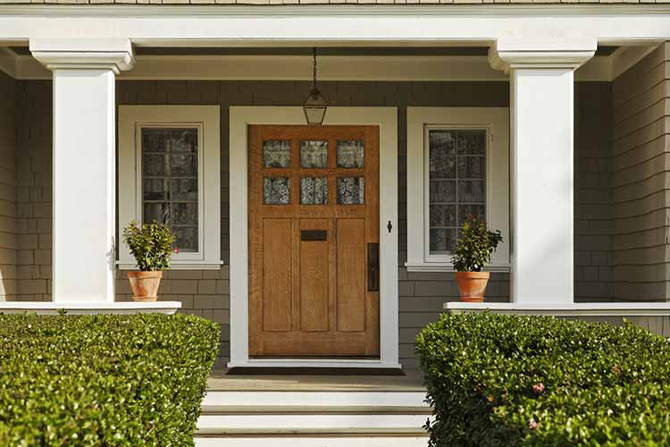 STORM DOORS