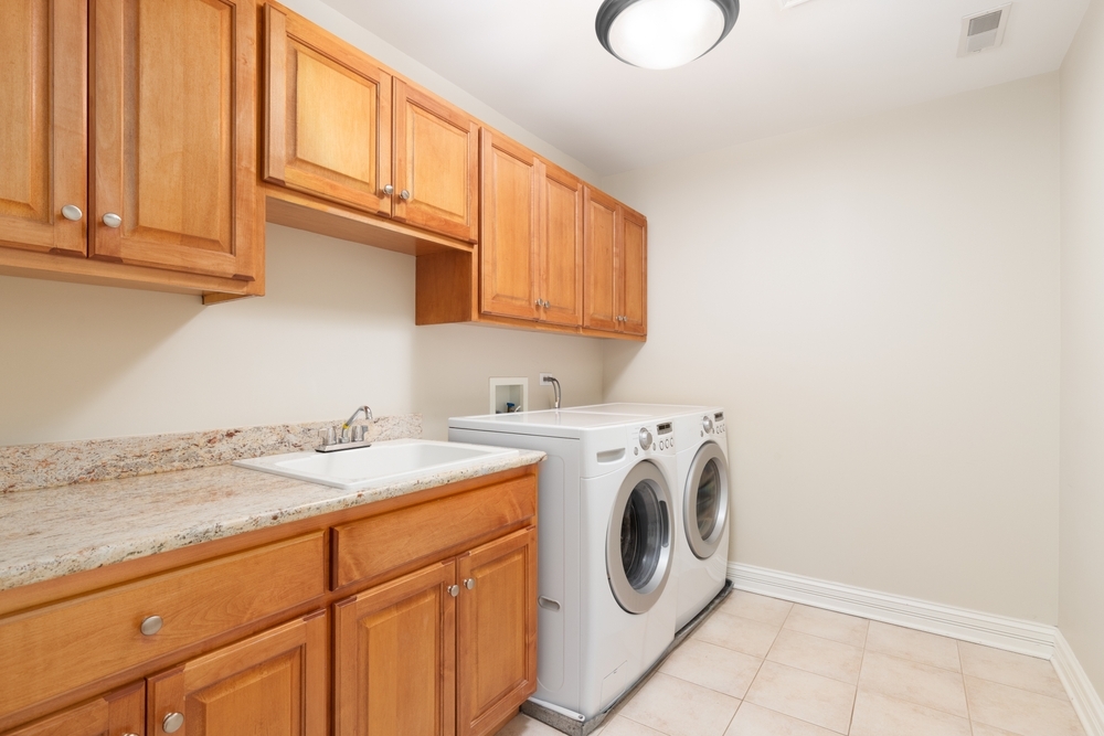 laundry-room-cabinet-refacing-3